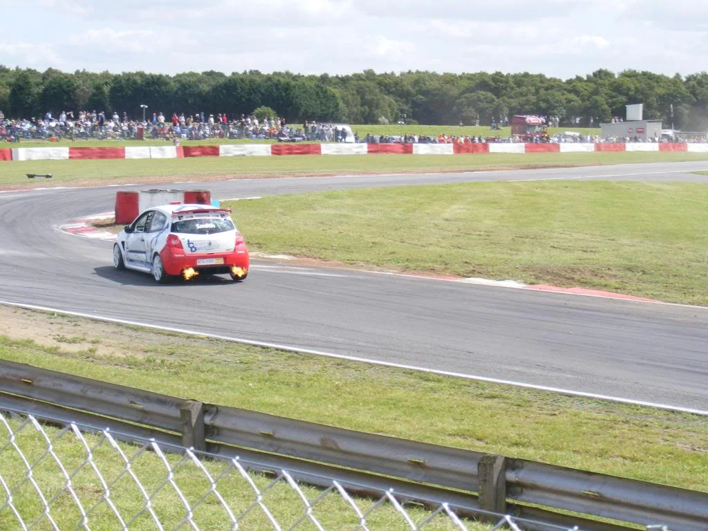 Touringcars09108.webp