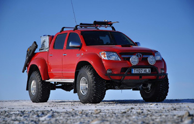 toyota-polar-hilux.jpg