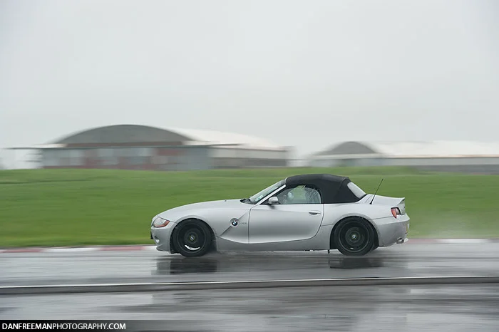 Trackday-_0003_Layer13.webp