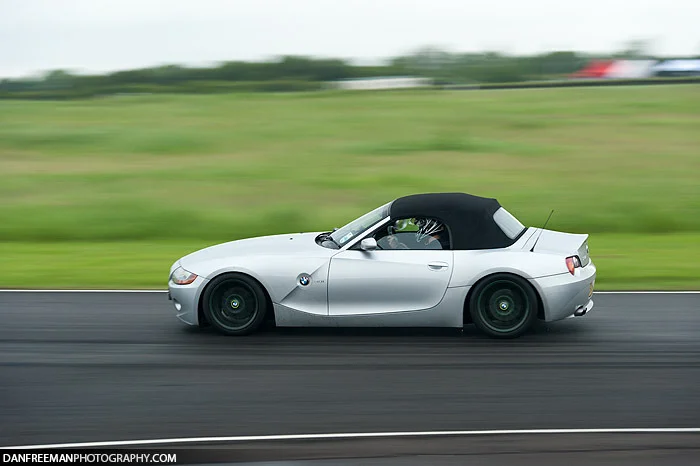Trackday-_0013_Layer3.webp