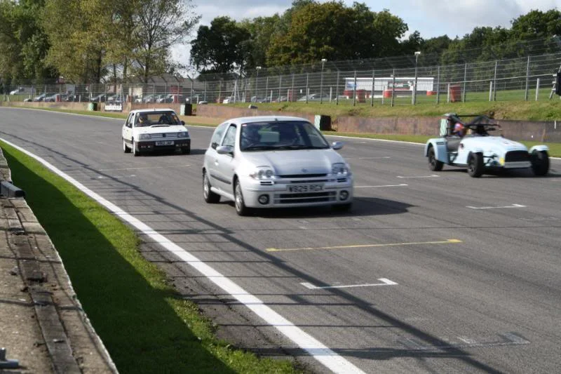 trackday3040.webp