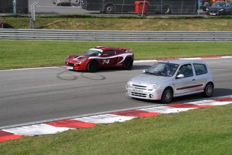 trackday4085.jpg