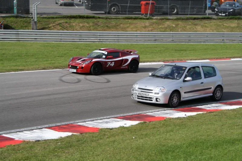 trackday4085.webp
