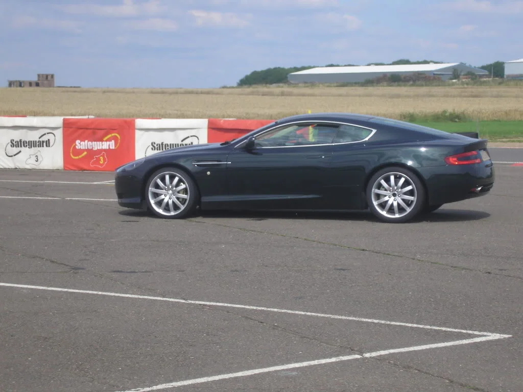 TRACKDAYAUG09039.webp