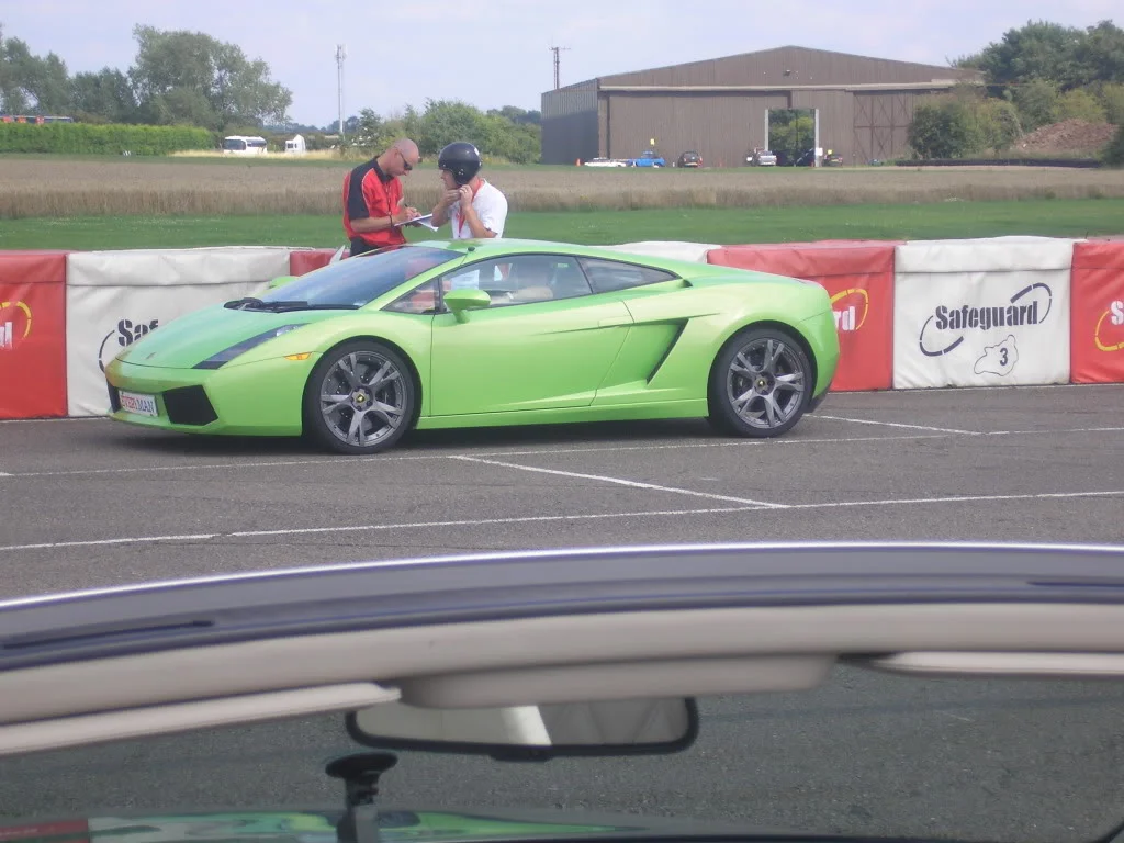 TRACKDAYAUG09046.webp