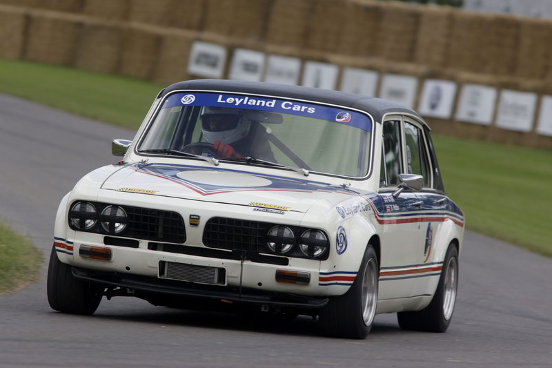 triumph-dolomite-sprint-03.jpg