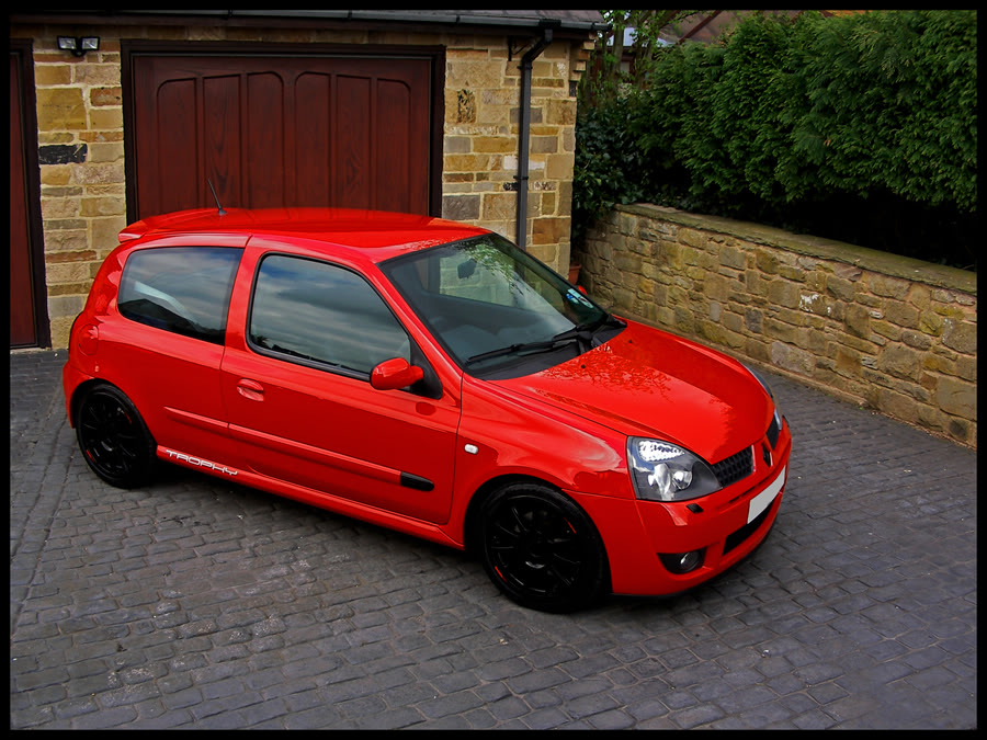 TrophyNewblackWheelsv3.jpg