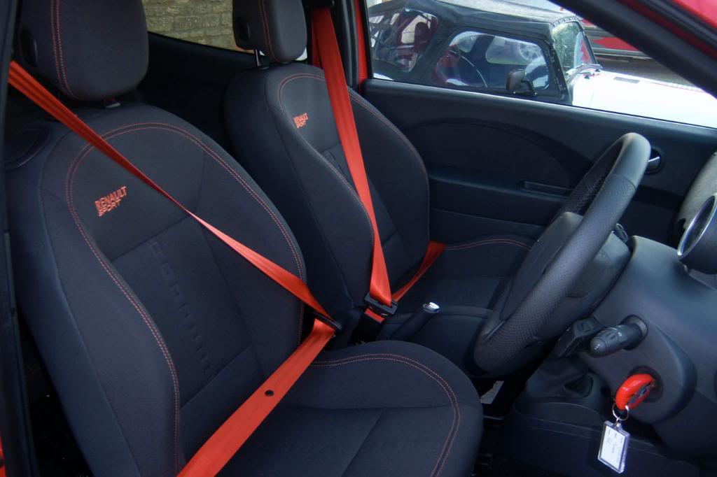 twingoseats.jpg