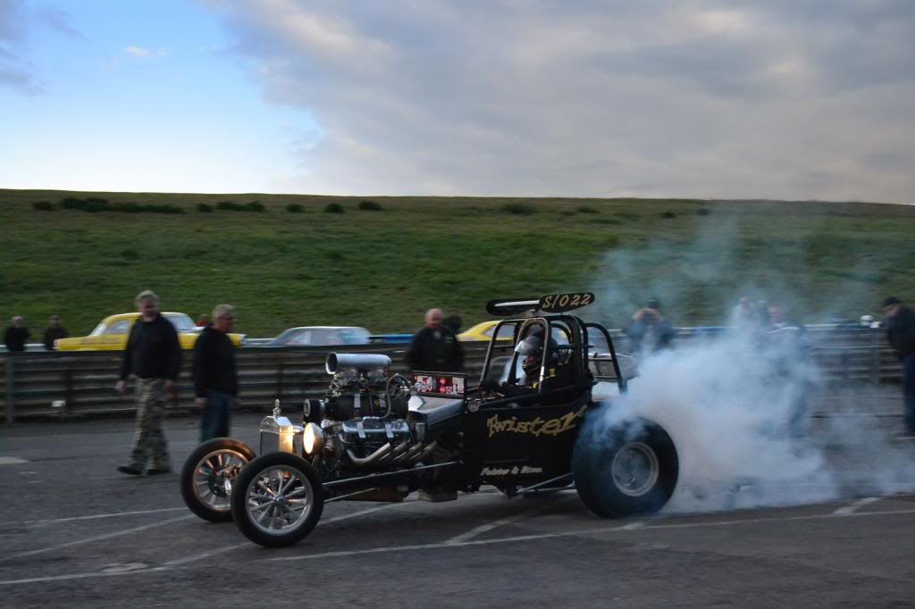 Twisterburnout_zps830eec04.jpg