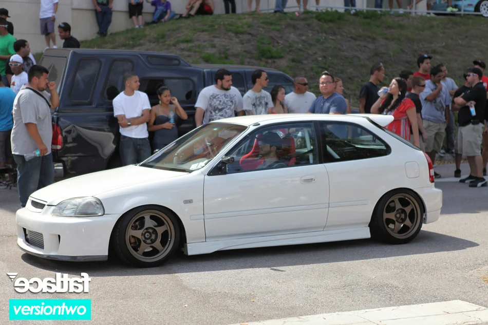v2hf0023_zps15235c31.webp