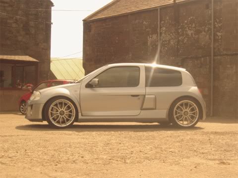 v6pindrive.jpg