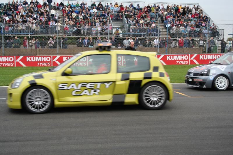 V6SafetyCar.jpg