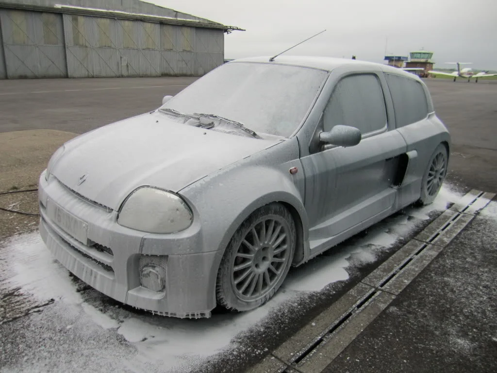V6Sx013.webp