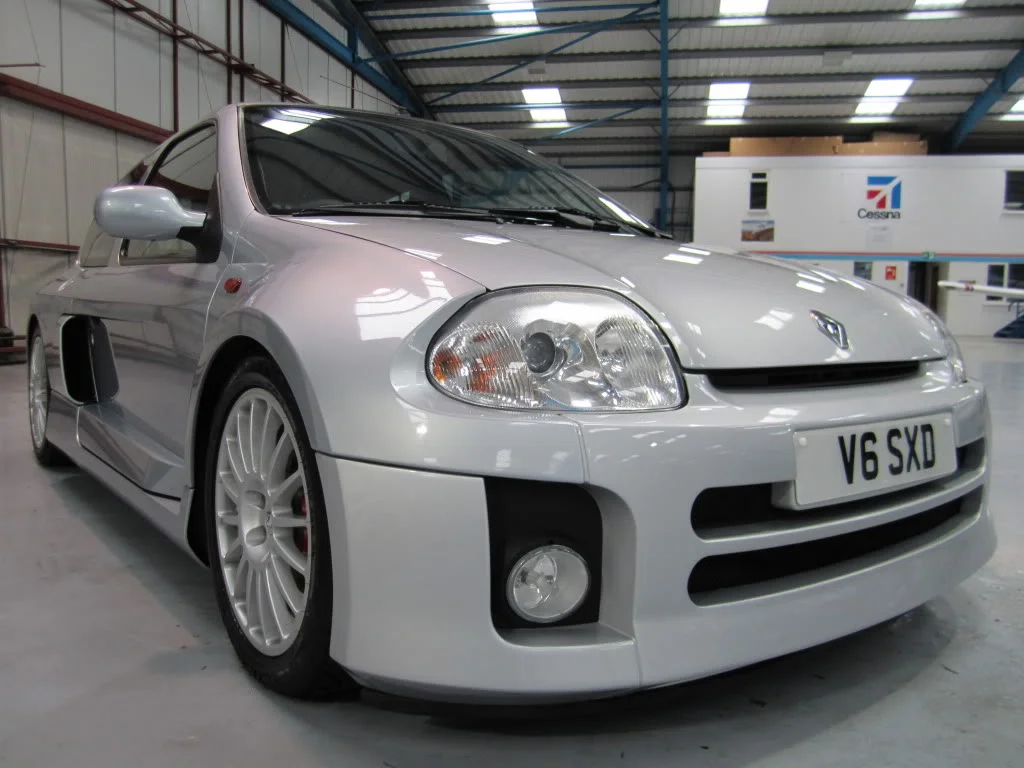 V6Sx017.webp