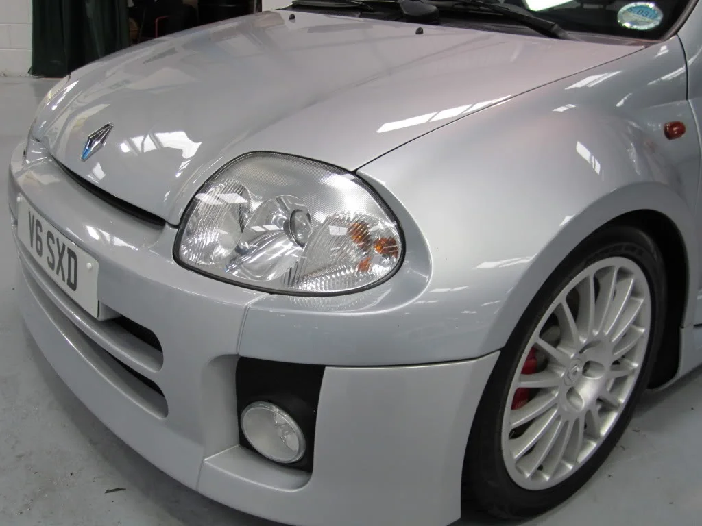 V6Sx057.webp