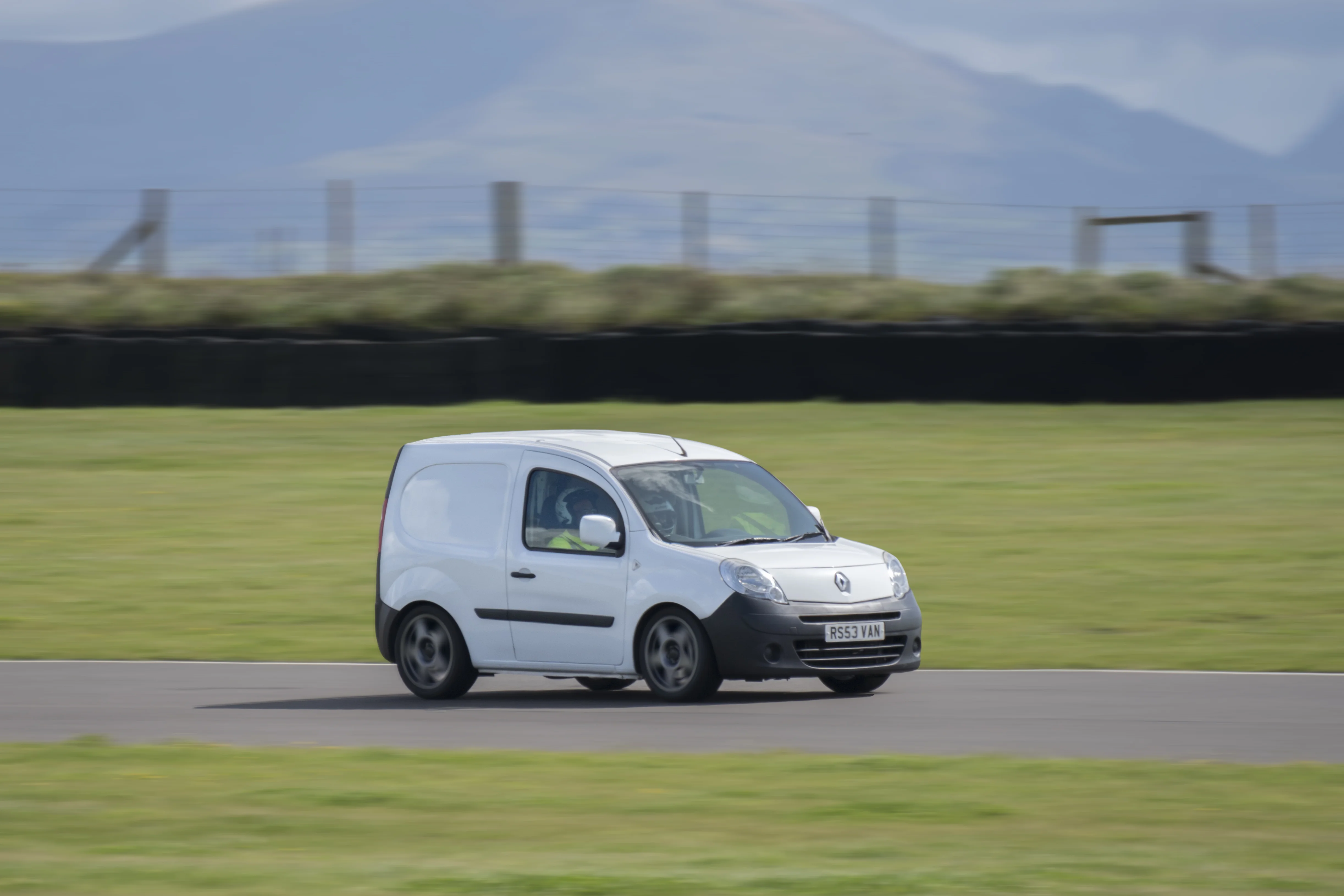 Van 1 DSC03380.jpg