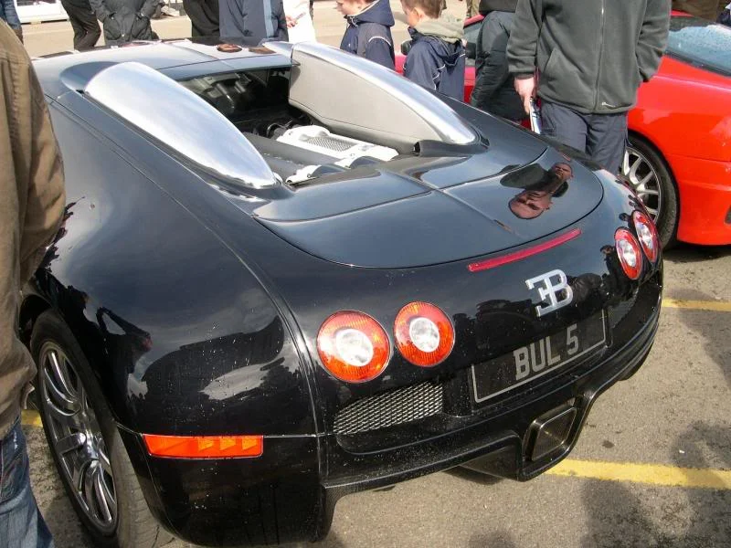 VeyronRearQuarter.webp