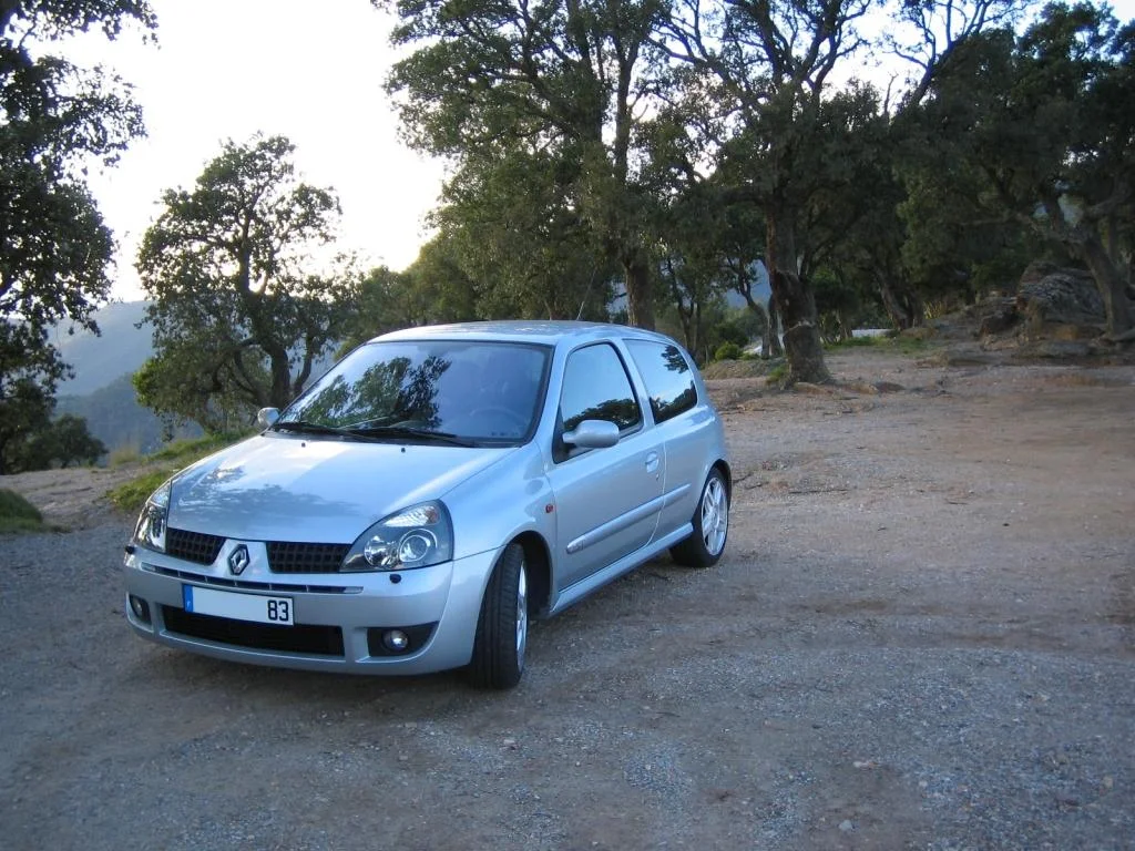 voiture-018-6330fa.webp