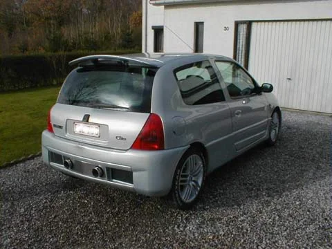 volcano_1098106009_clio_elia_back.webp