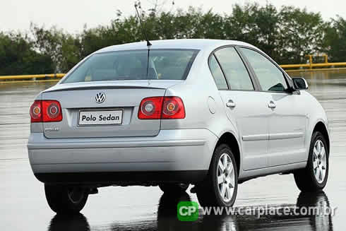 volkswagen-polo-sedan.jpg