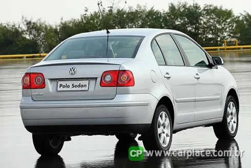 volkswagen-polo-sedan.webp