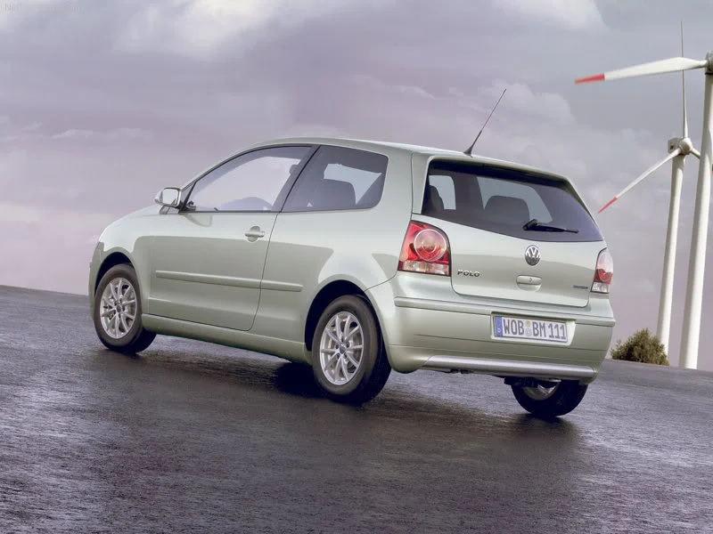 Volkswagen-Polo_BlueMotion_2006_-1.webp