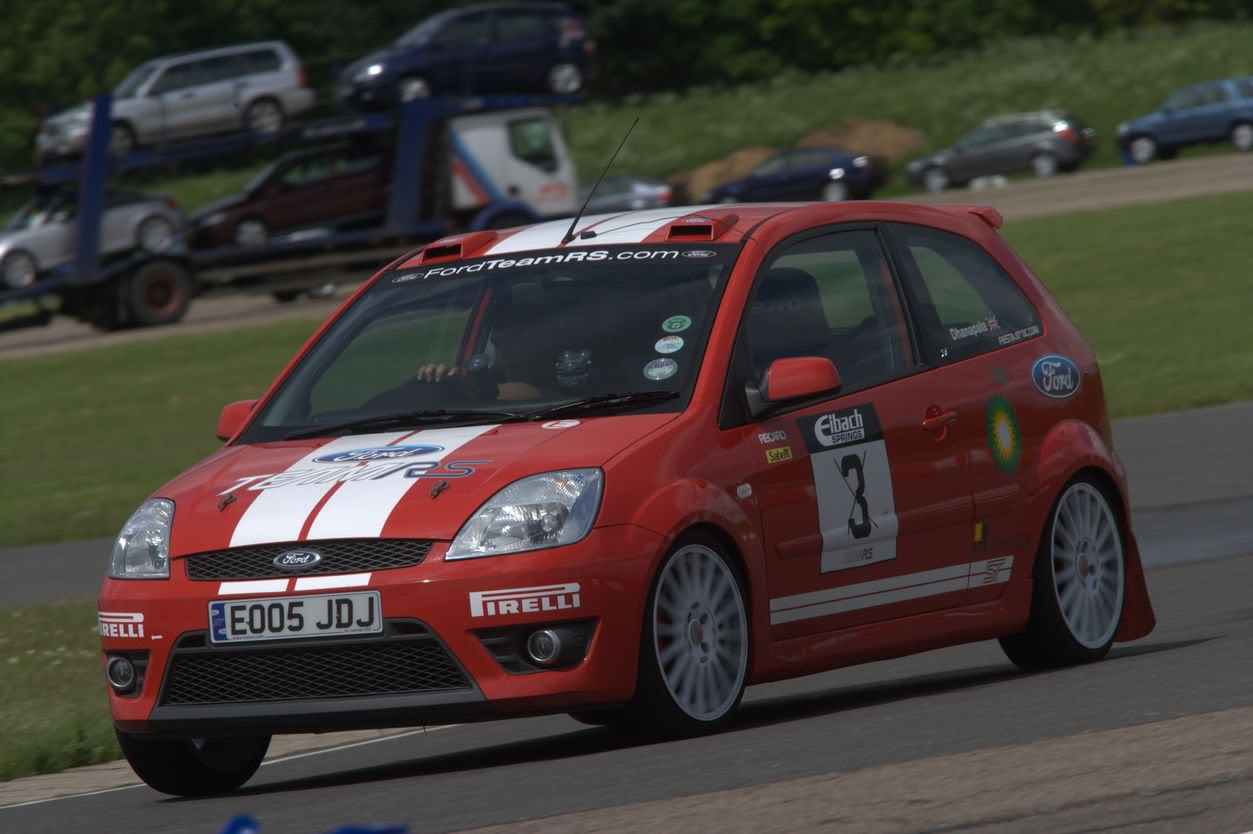 VW4L0600.jpg