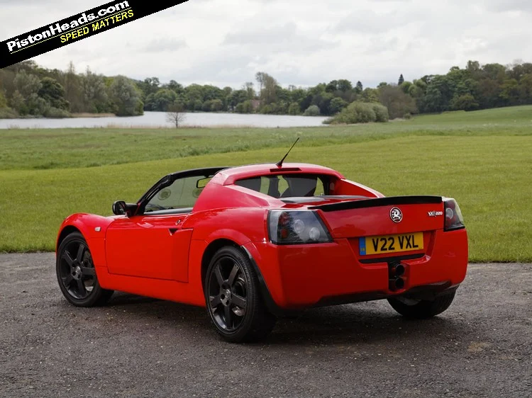 VX220_06-L.webp