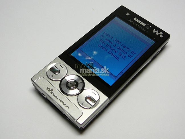W705_black-and-silver_1.jpg