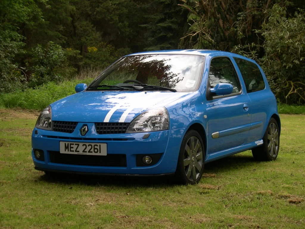 WayneClio002.webp