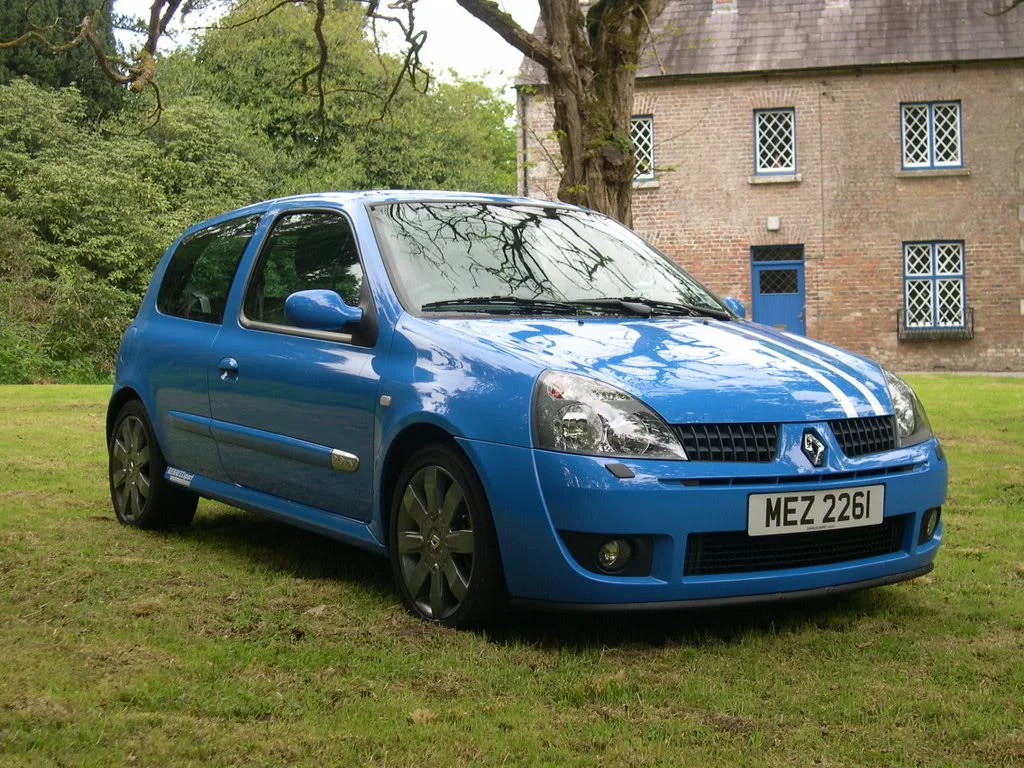WayneClio012.webp