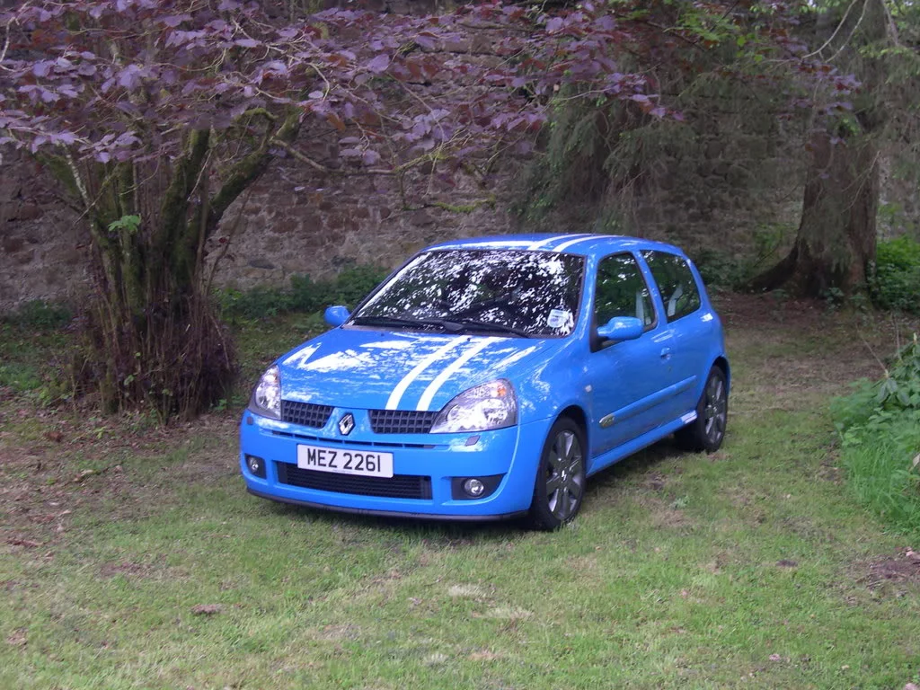 WayneClio016.webp