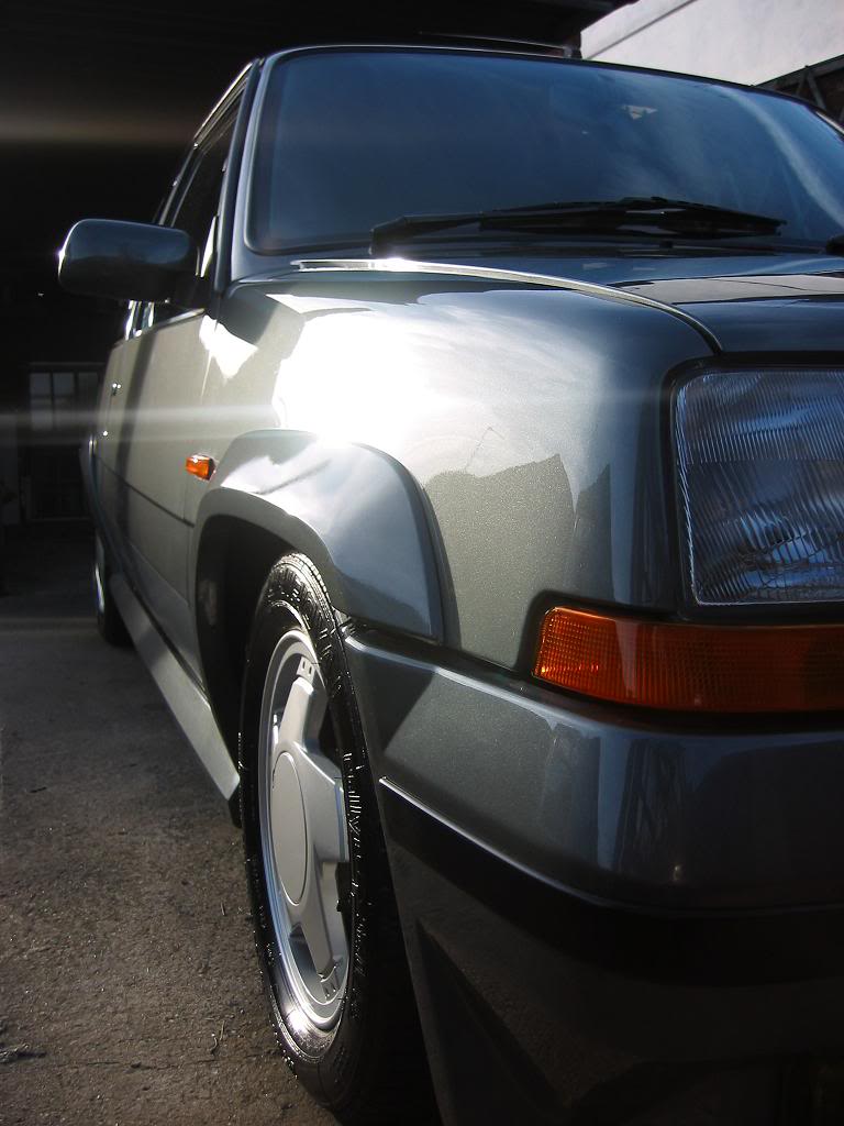 wetgloss.jpg wetgloss.jpg