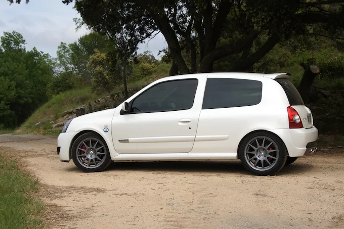 white 182.webp