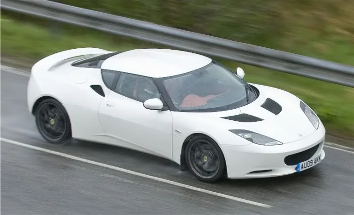 white_evora.webp