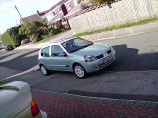 whiteee.jpg