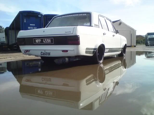 WhiteRacecar2_zpsa3f13f95.webp