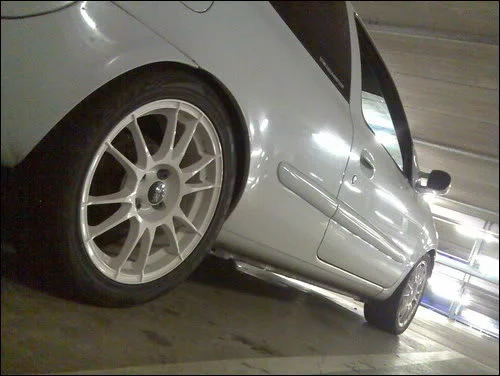 whitewheel.webp