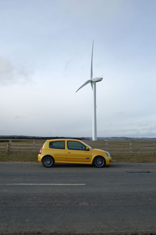 Windfarm03.jpg Windfarm03.jpg