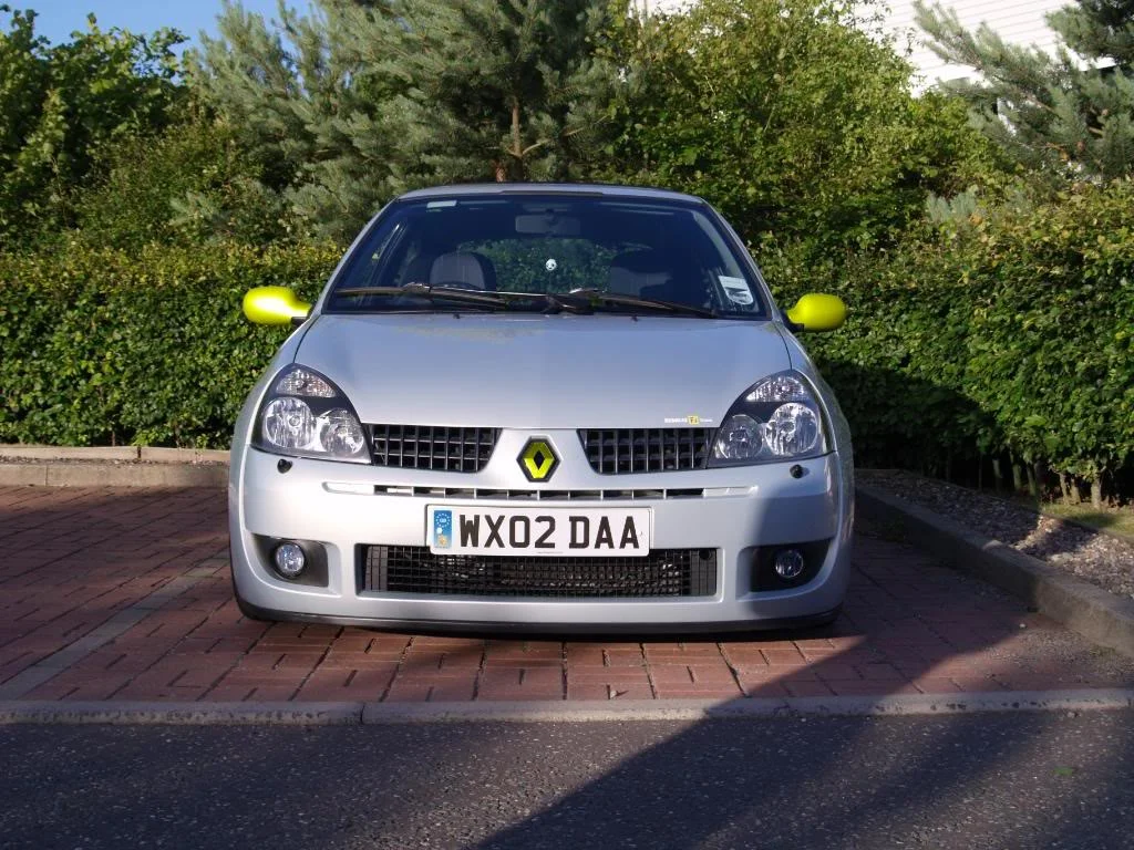 yellowsport2.webp