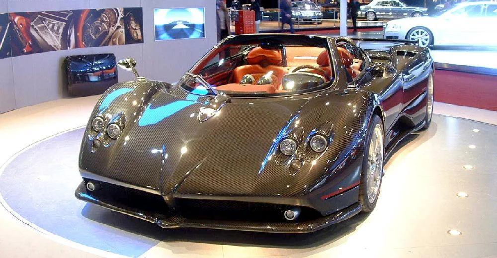 zonda_f_roadster_geneva06.webp