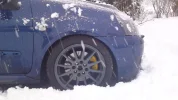 24022010097.webp