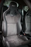 Clio-Leather-Alcantara-02.webp