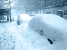 022410024218_Snow-covered%20cars1.webp
