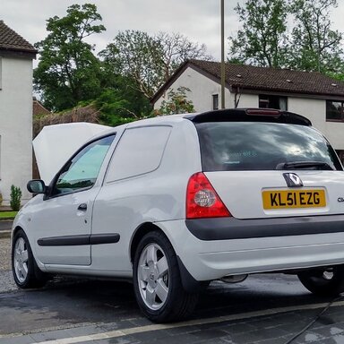 Renault Clio II 1.5 dCi (2003) - POV Drive 