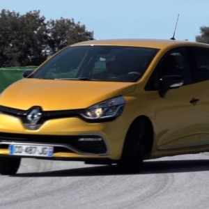 Renault Clio RRS 200 EDC: On Road and Track - /CHRIS HARRIS ON CARS - YouTube