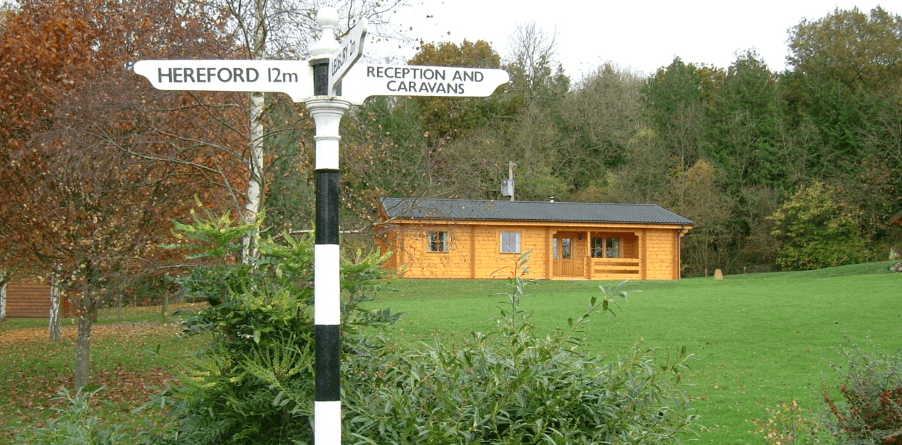 www.woodsidelodges.co.uk