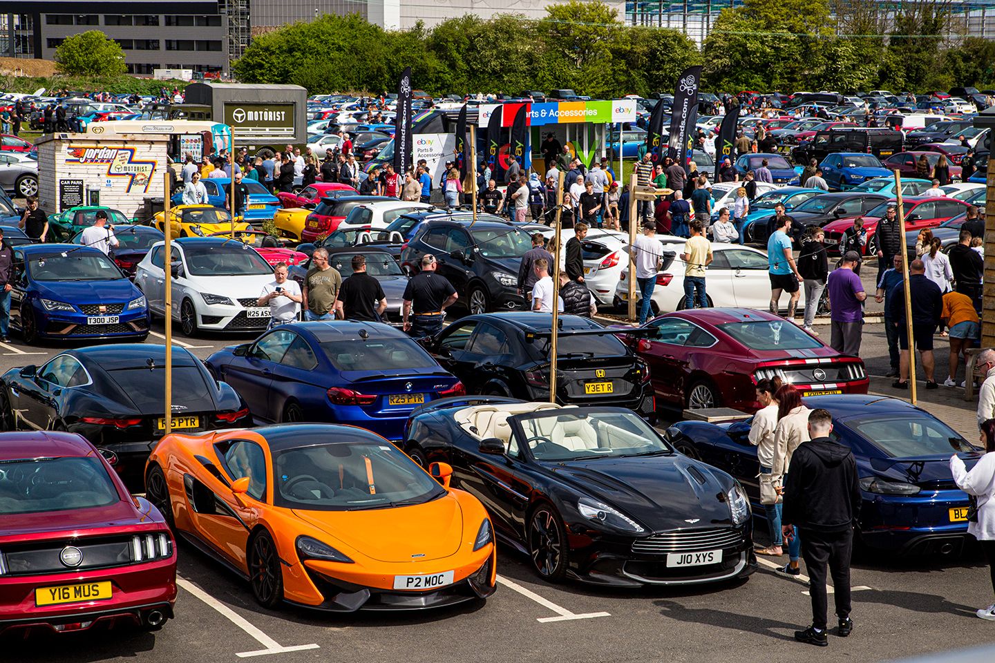 www.pistonheads.com
