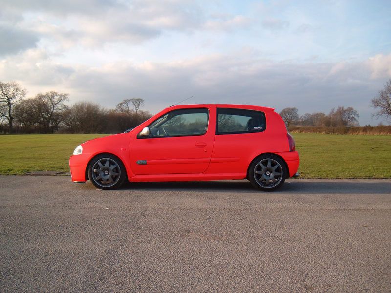 DSCF1660red.jpg