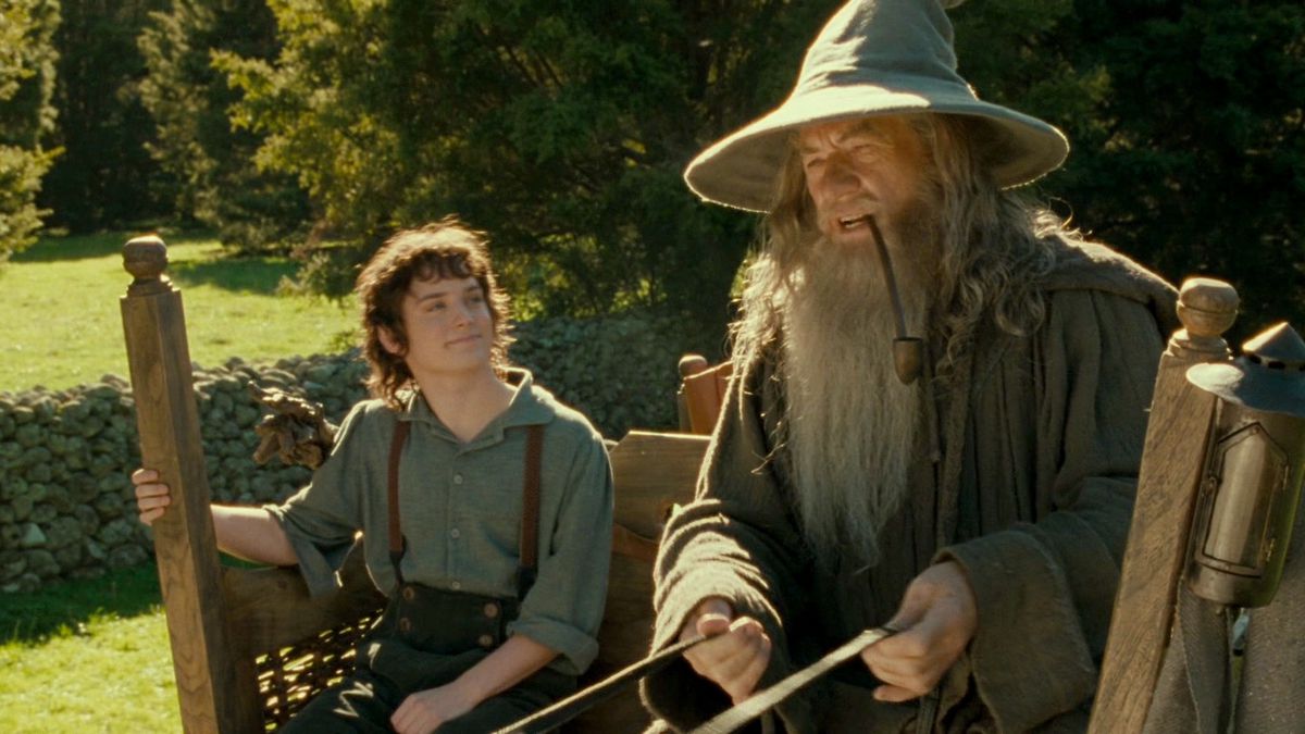 Lord-of-the-Rings-Gandalf-Frodo-Ian-McKellen-Elijah-Wood-Fellowship-of-the-Ring-LOTR.jpg